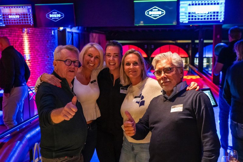 From Neon Lights to Touch Screens: A New Nightlife Landscape - overview